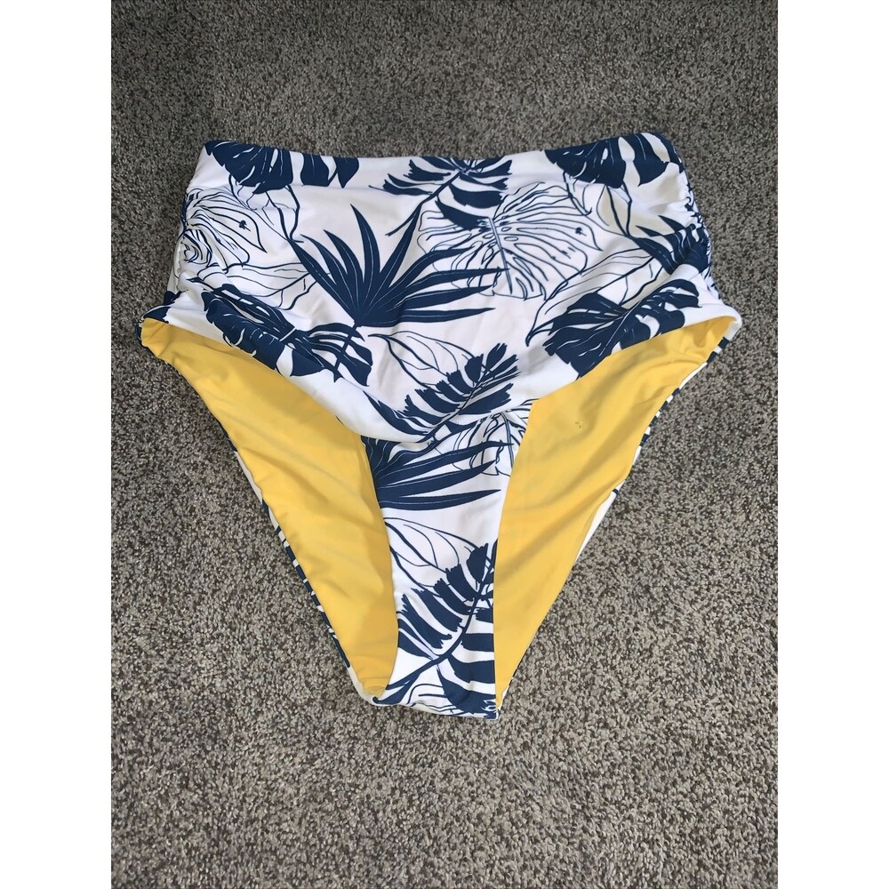 Cupshe White Navy Blue Leaf Print High waisted Bikini Bottom Medium